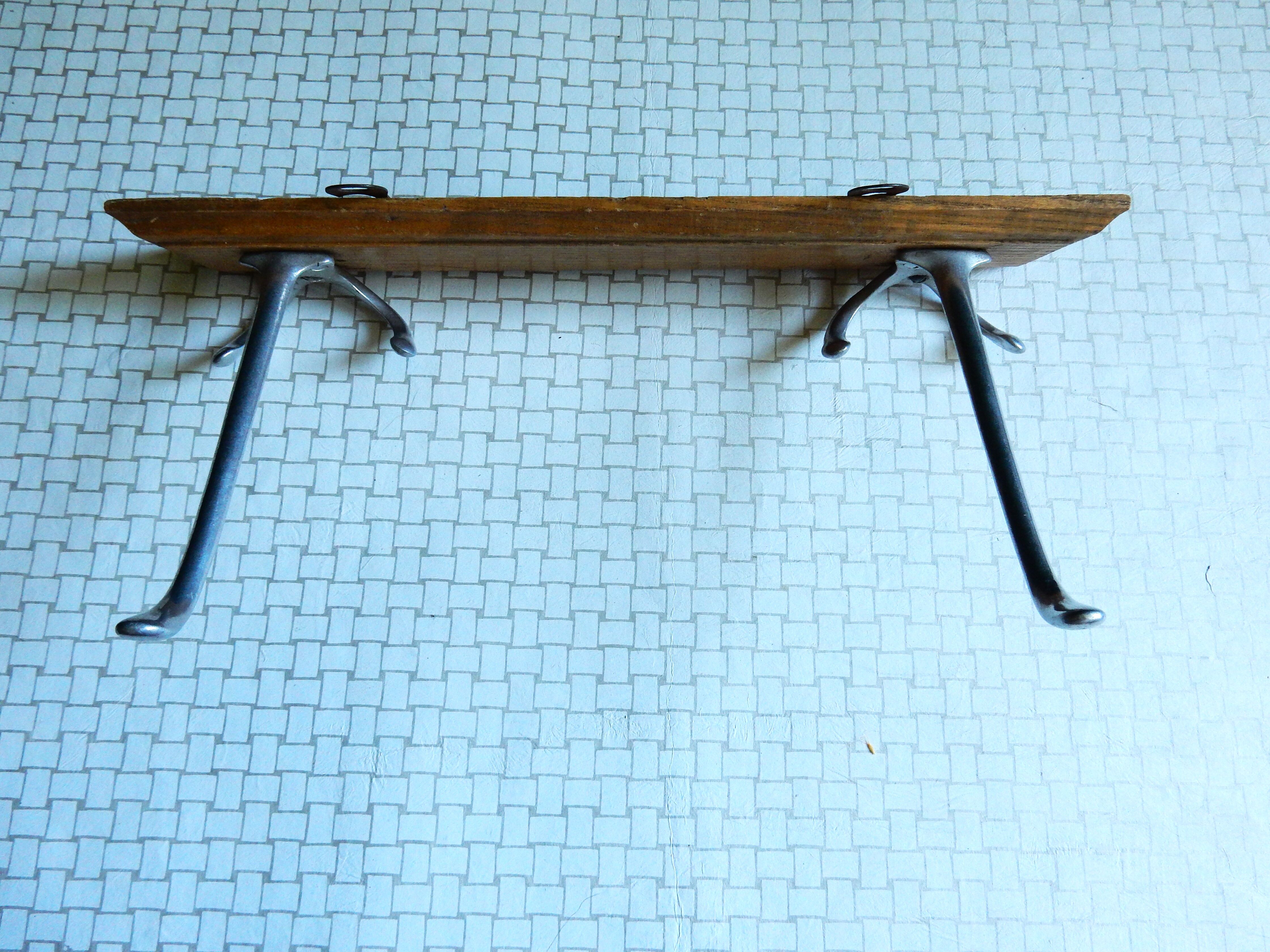 Double metal hook on wooden base