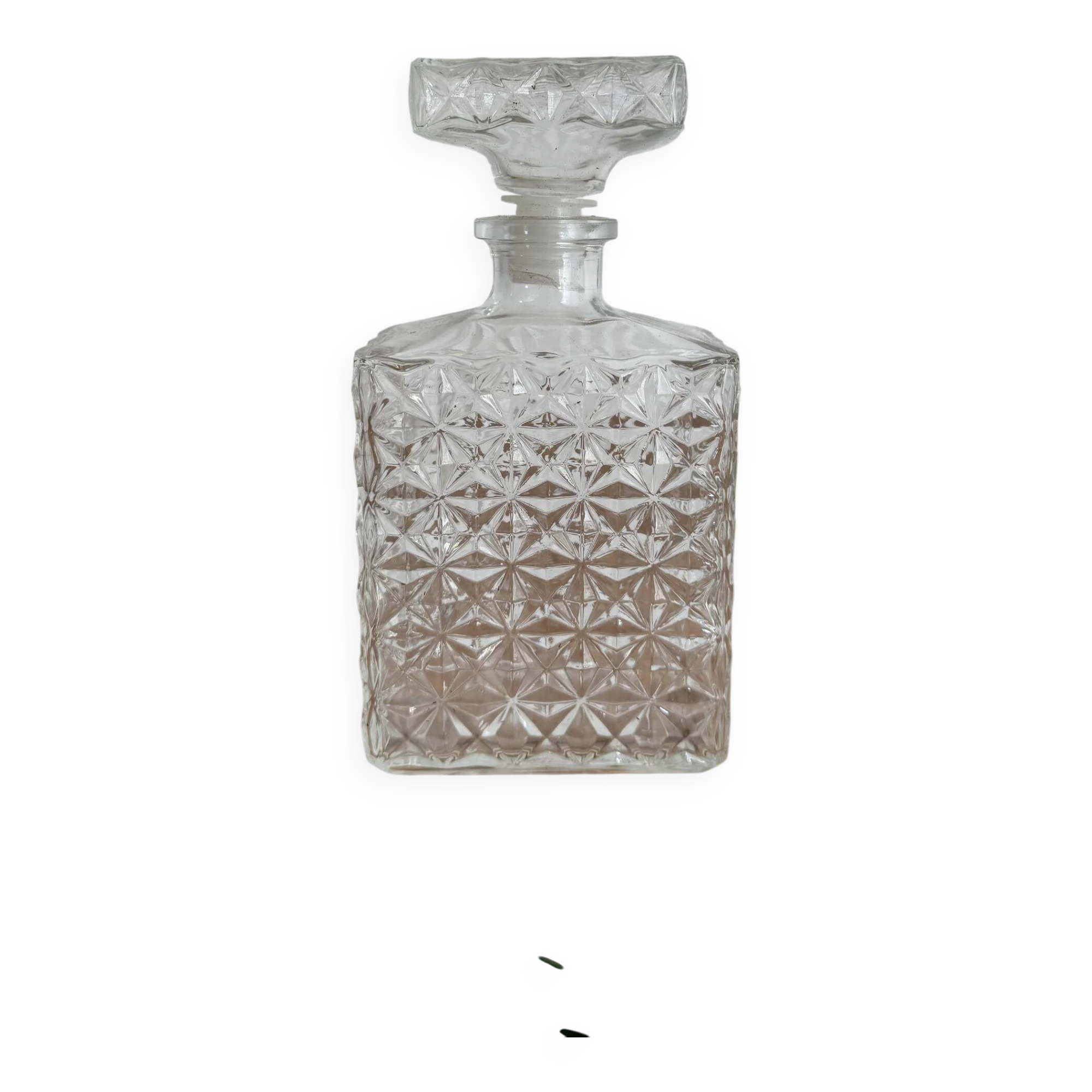 Transparent whisky carafe