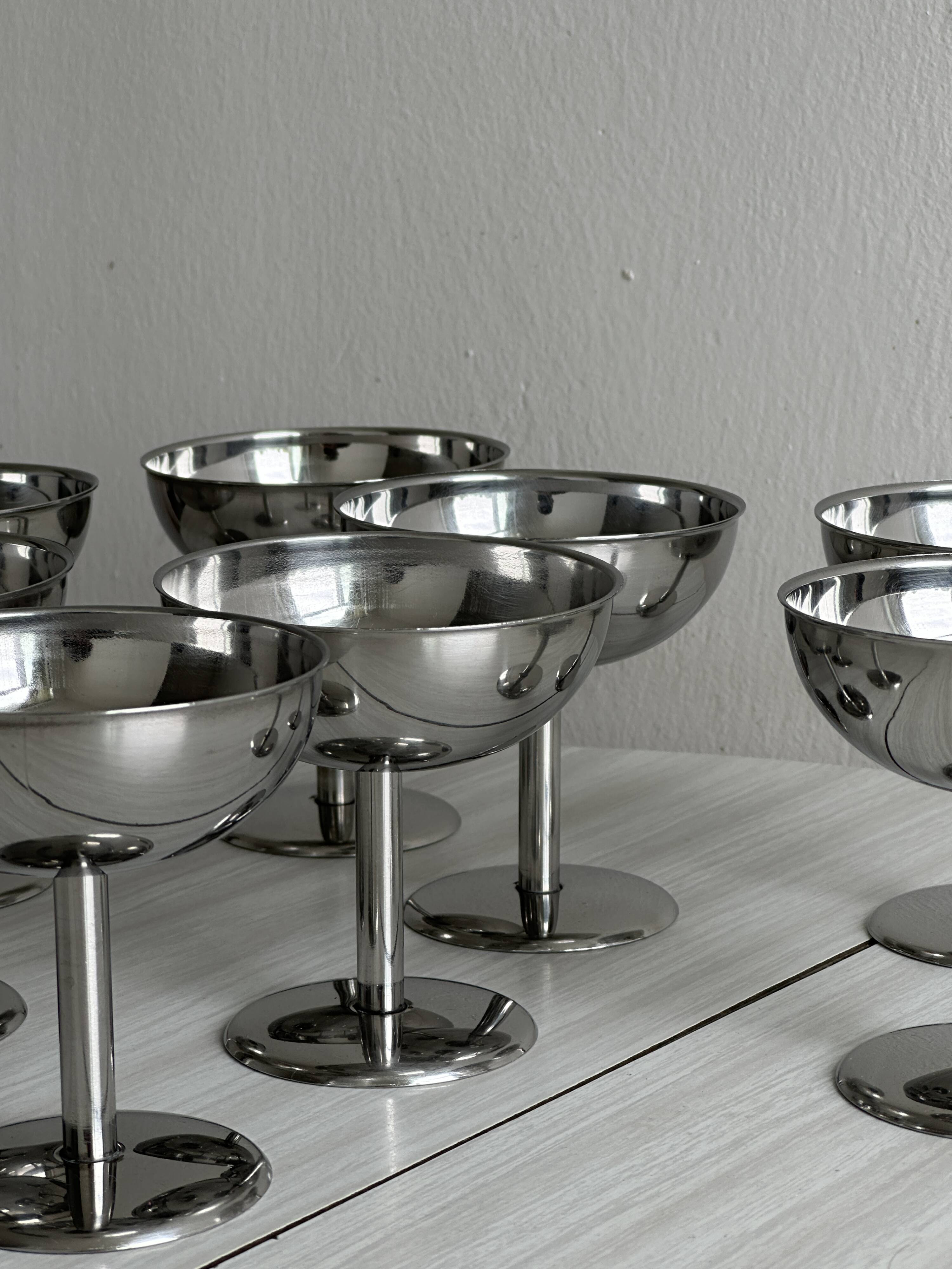 8 stainless steel metal footed bowls