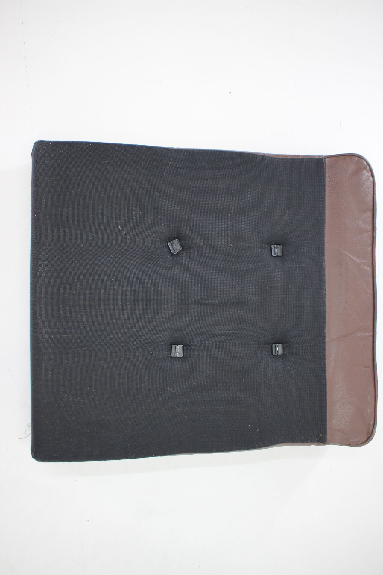 Fauteuil en cuir brun danois des années 1970, Danemark