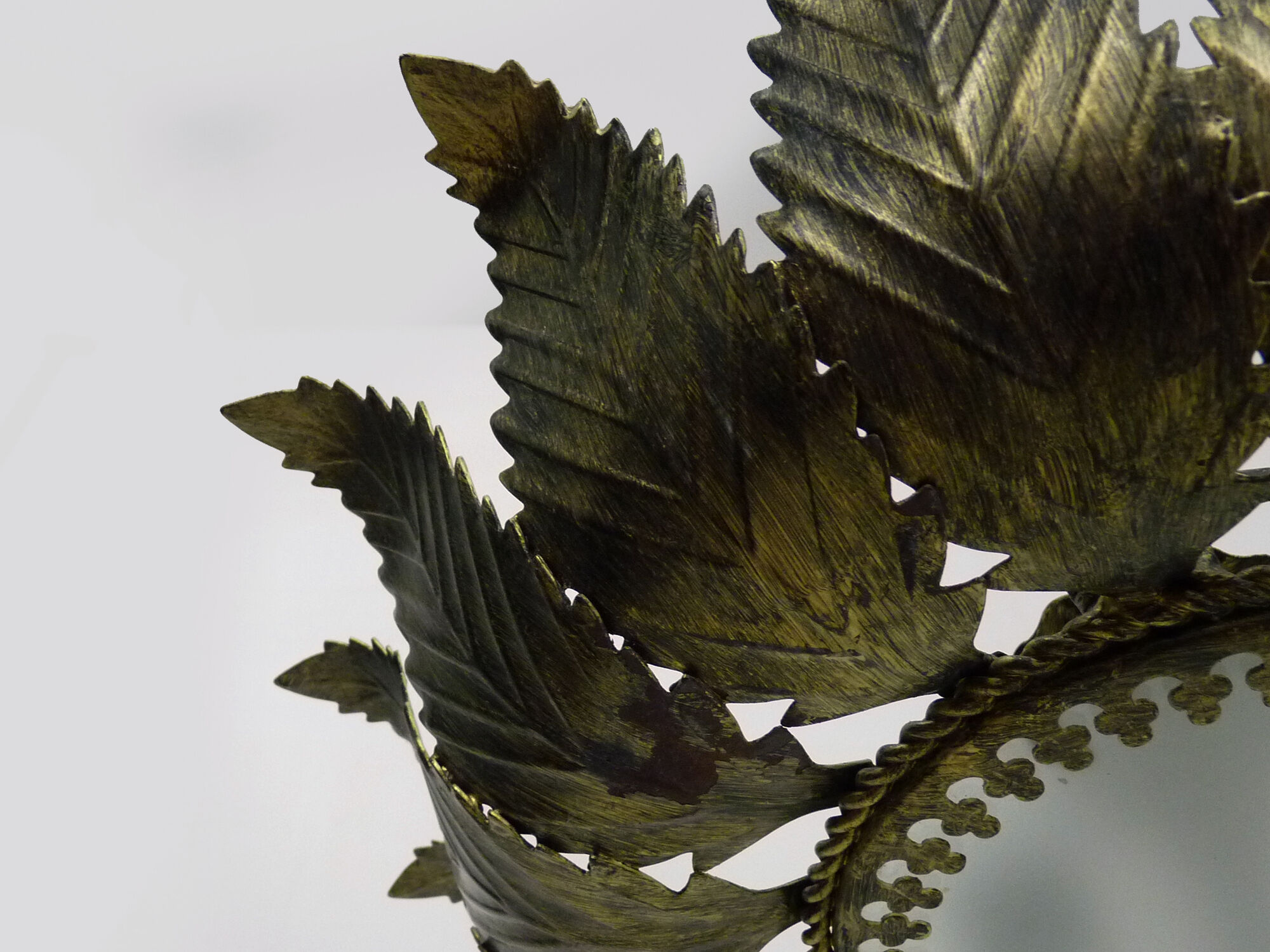 Sun ceiling lamp, double light gilded metal foliage, year 70