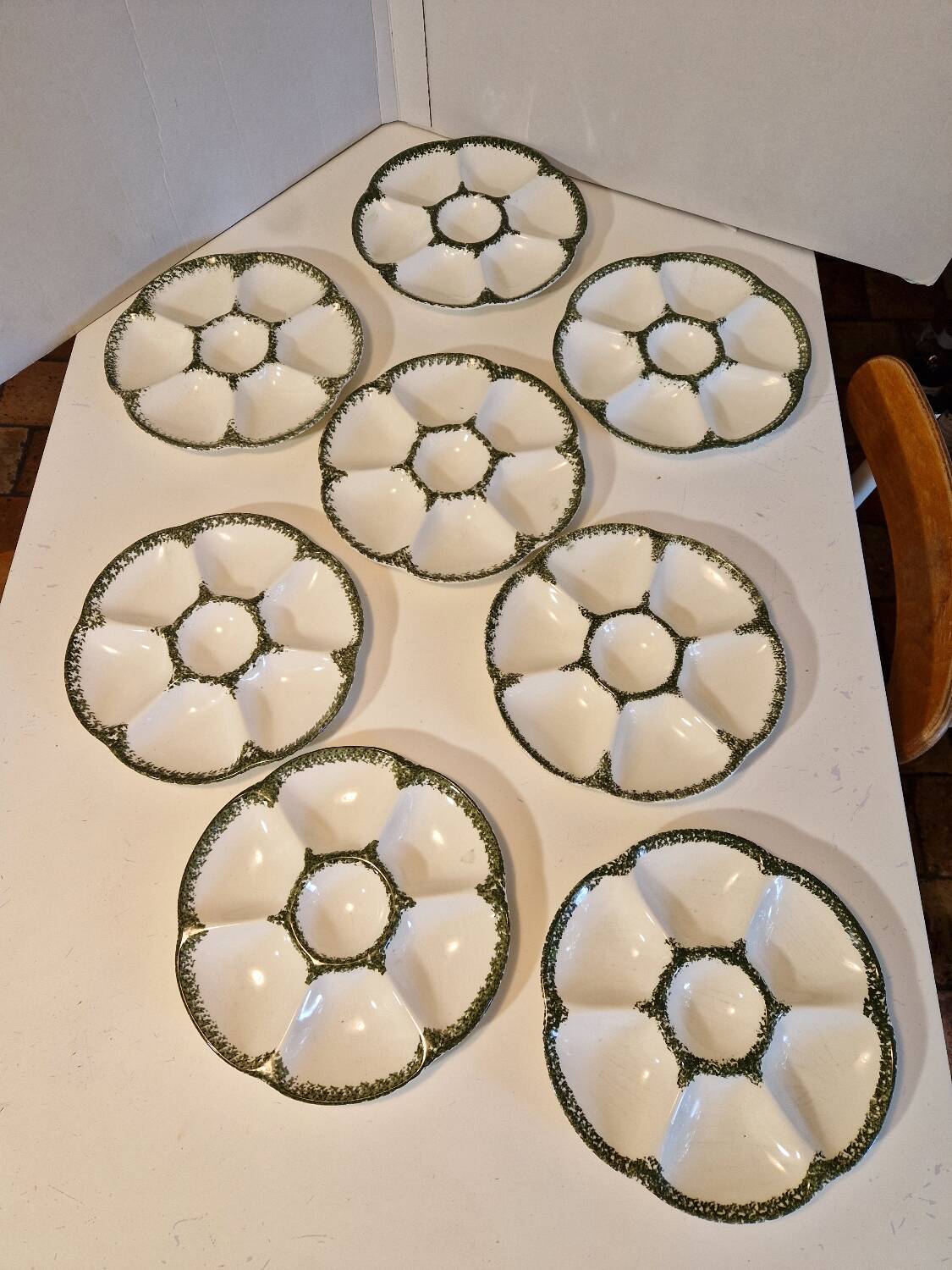 Lot of 8 oyster plates in GIEN France barbotine earthenware stamped