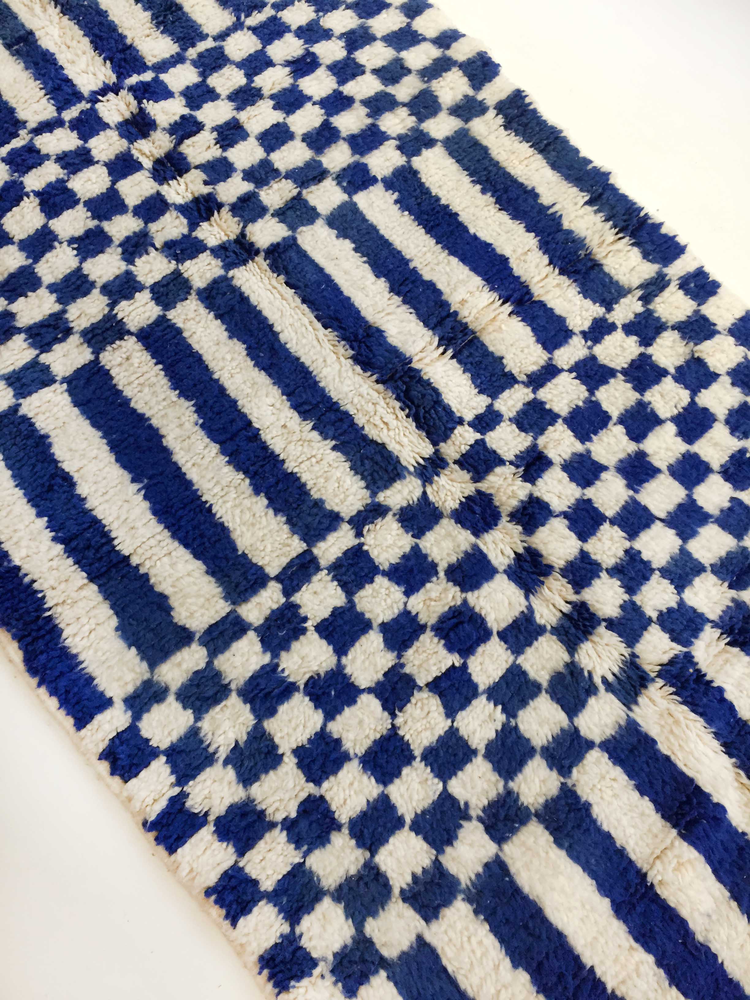 Moroccan Berber carpet blessed ouarain ecru with blue geometric patterns 216x130cm