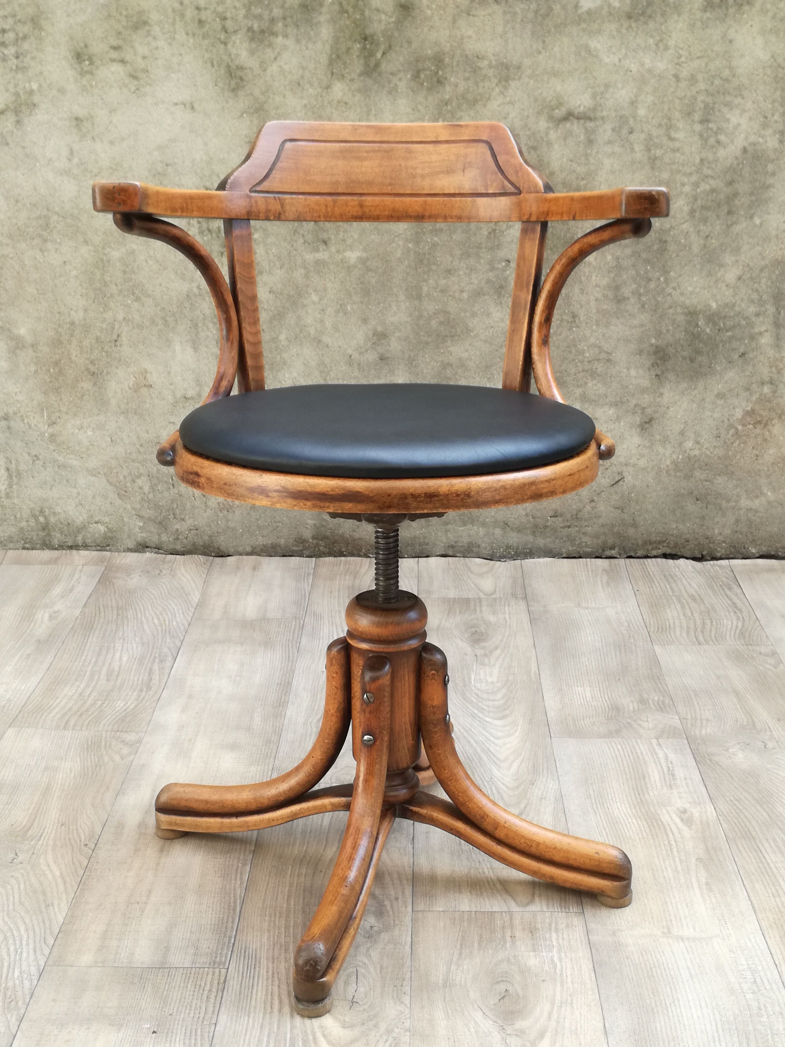 Thonet armchair