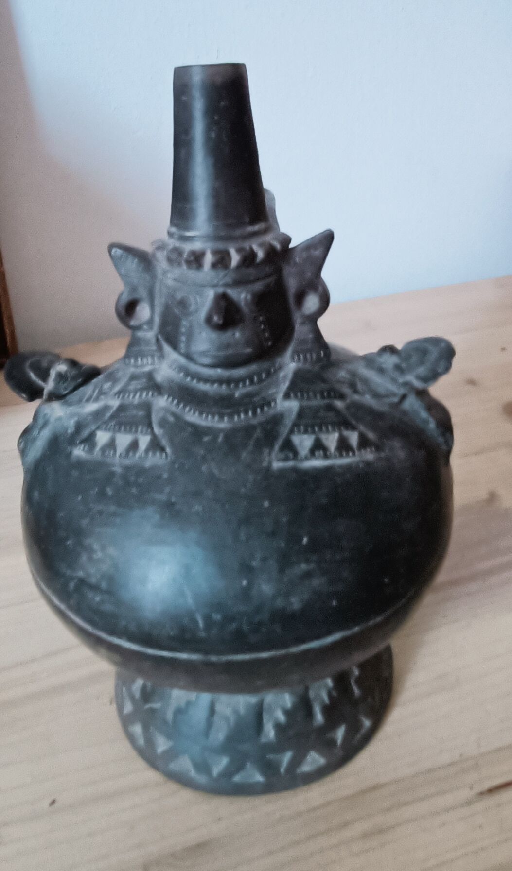 Funerary vase Lambeyeque Chimu Peru Pre-Columbian 10 11th century