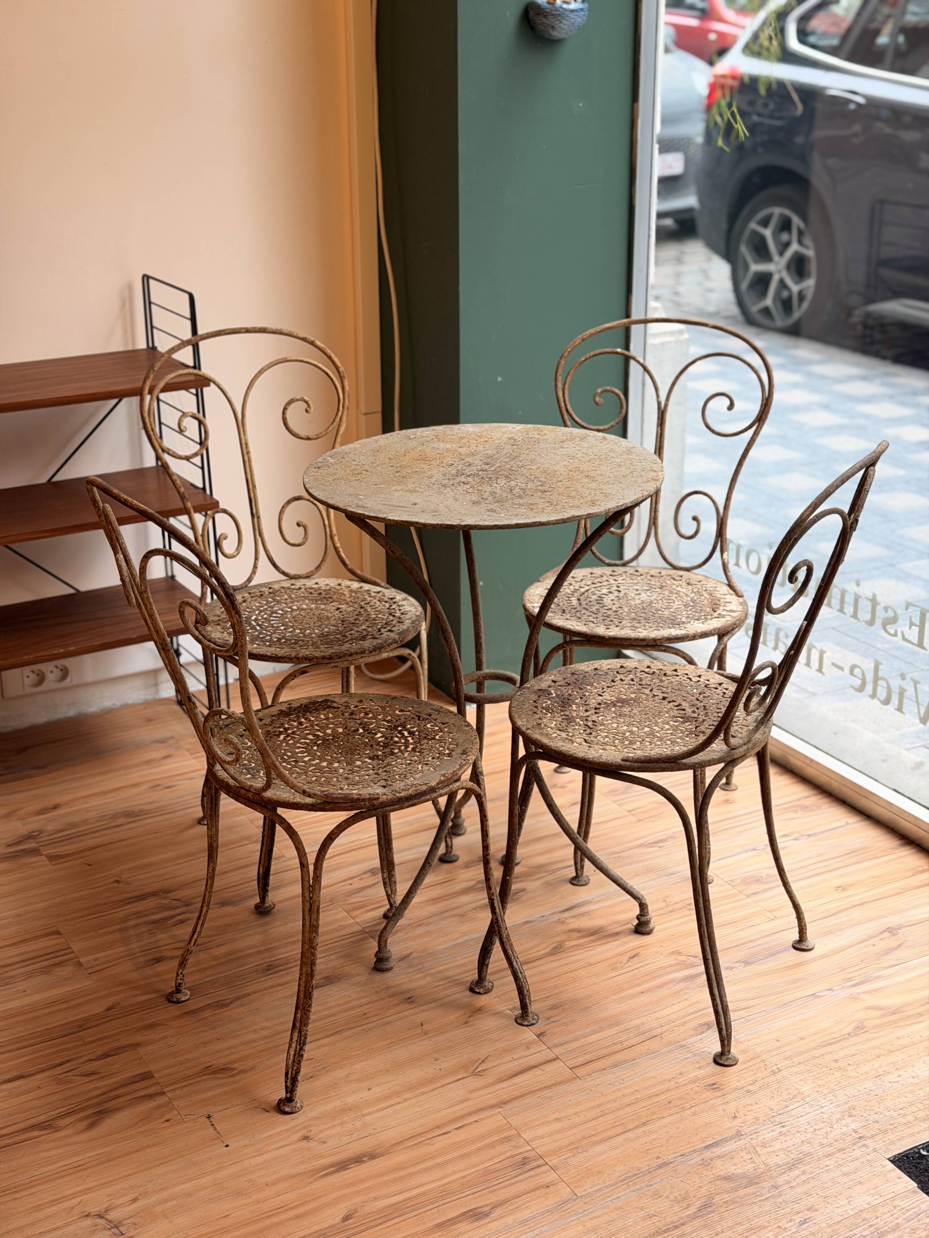 Garden furniture in wrought iron – 19th century, around 1880