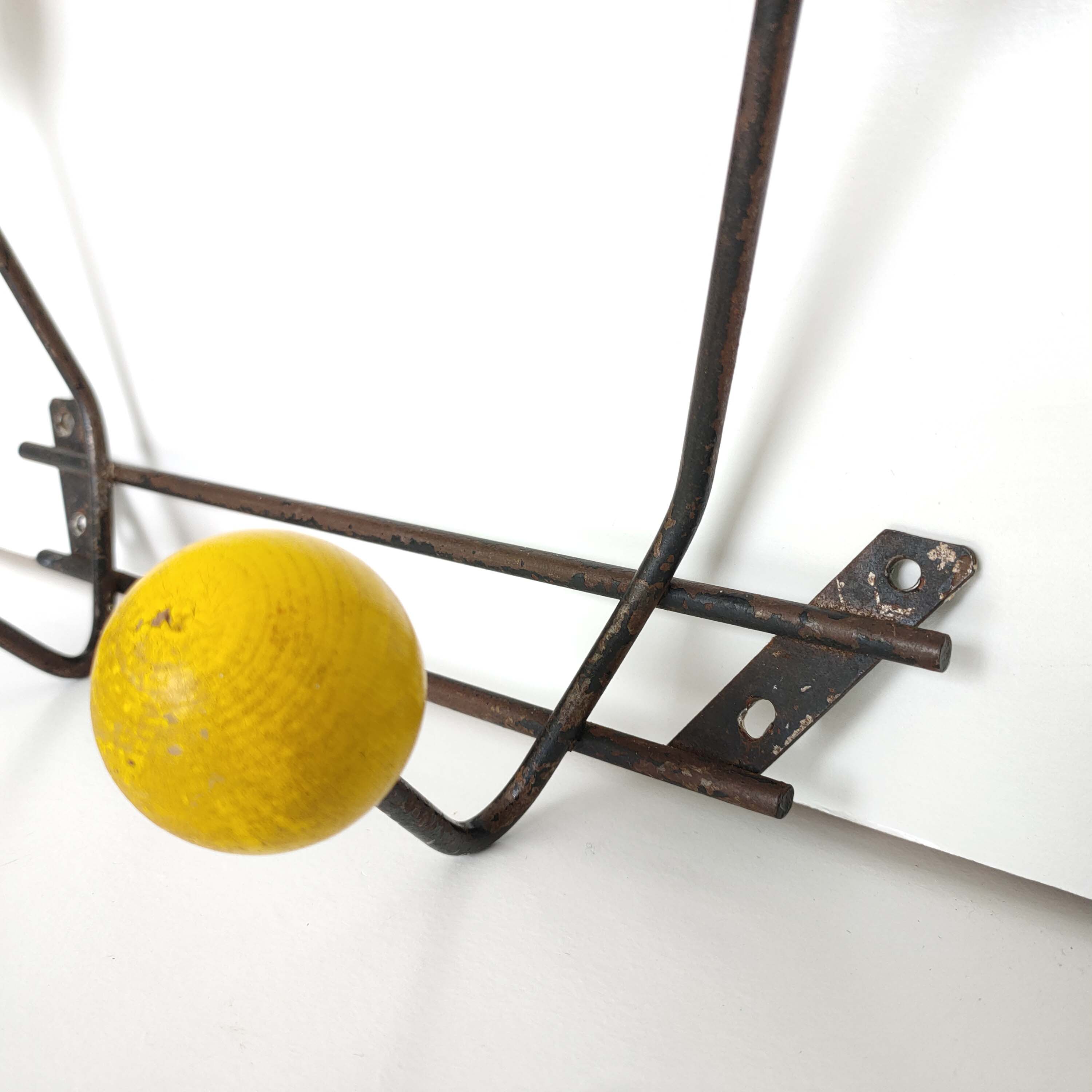 Coat rack 4 patères balls colors 1950