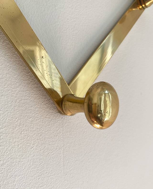 Brass accordion coat rack