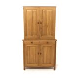 Armoire scandinave en pin"Vapensmeden", Carl Malmsten for Svensk Fur, Suède, 1950