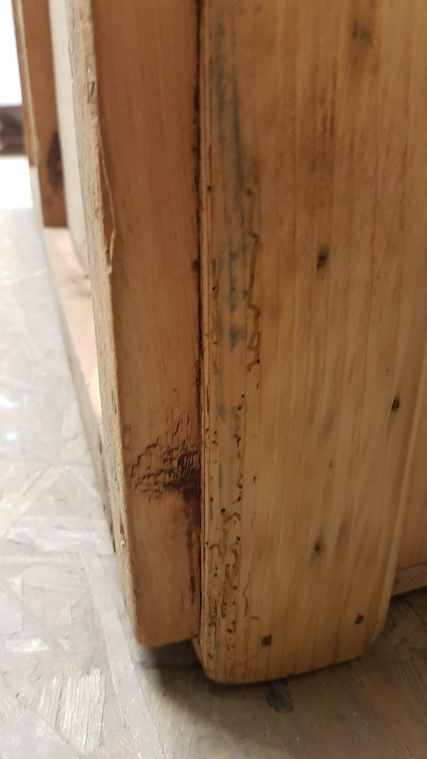 Old curved travel trunk, in pine, stripped 98x60x65