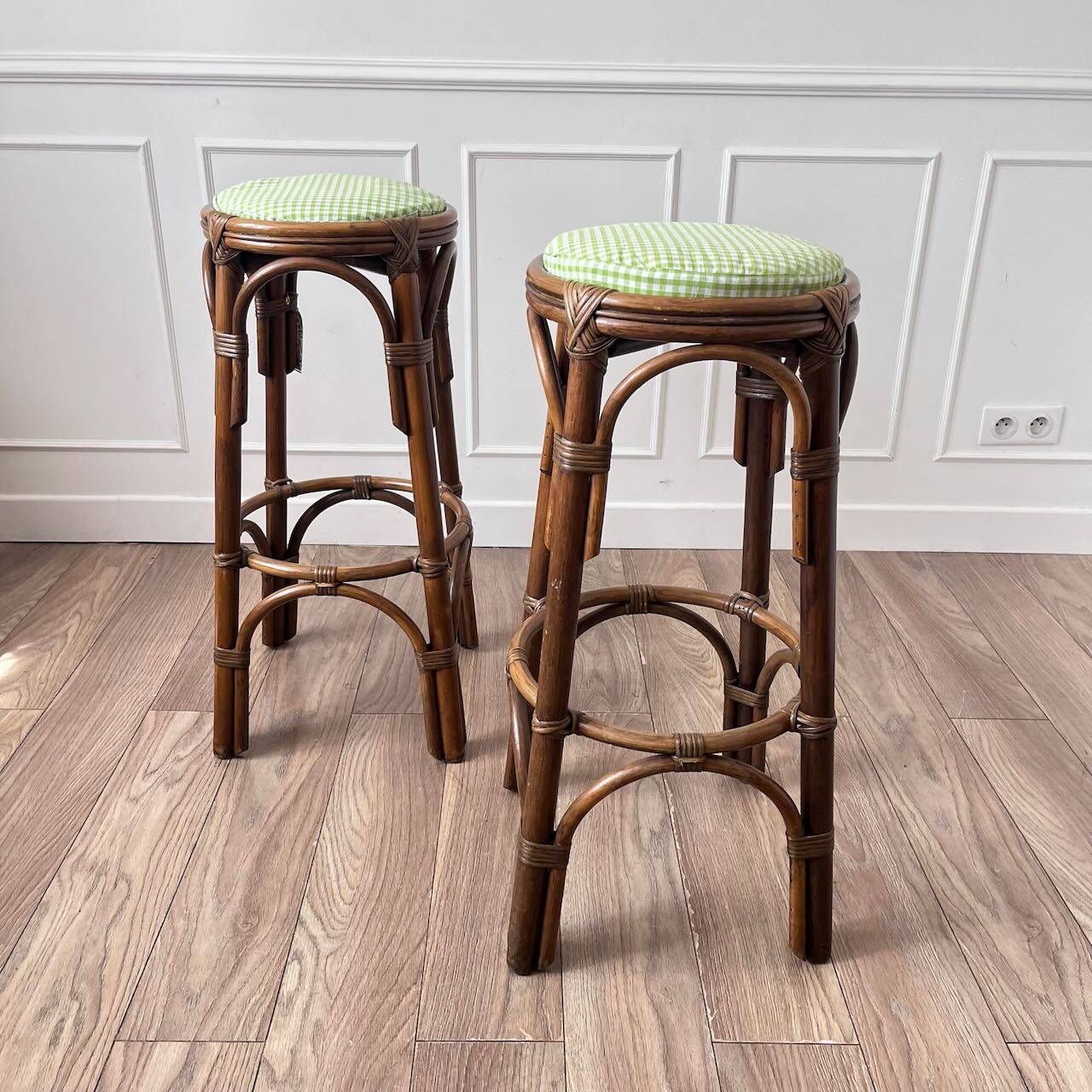 Paire de tabourets de bar