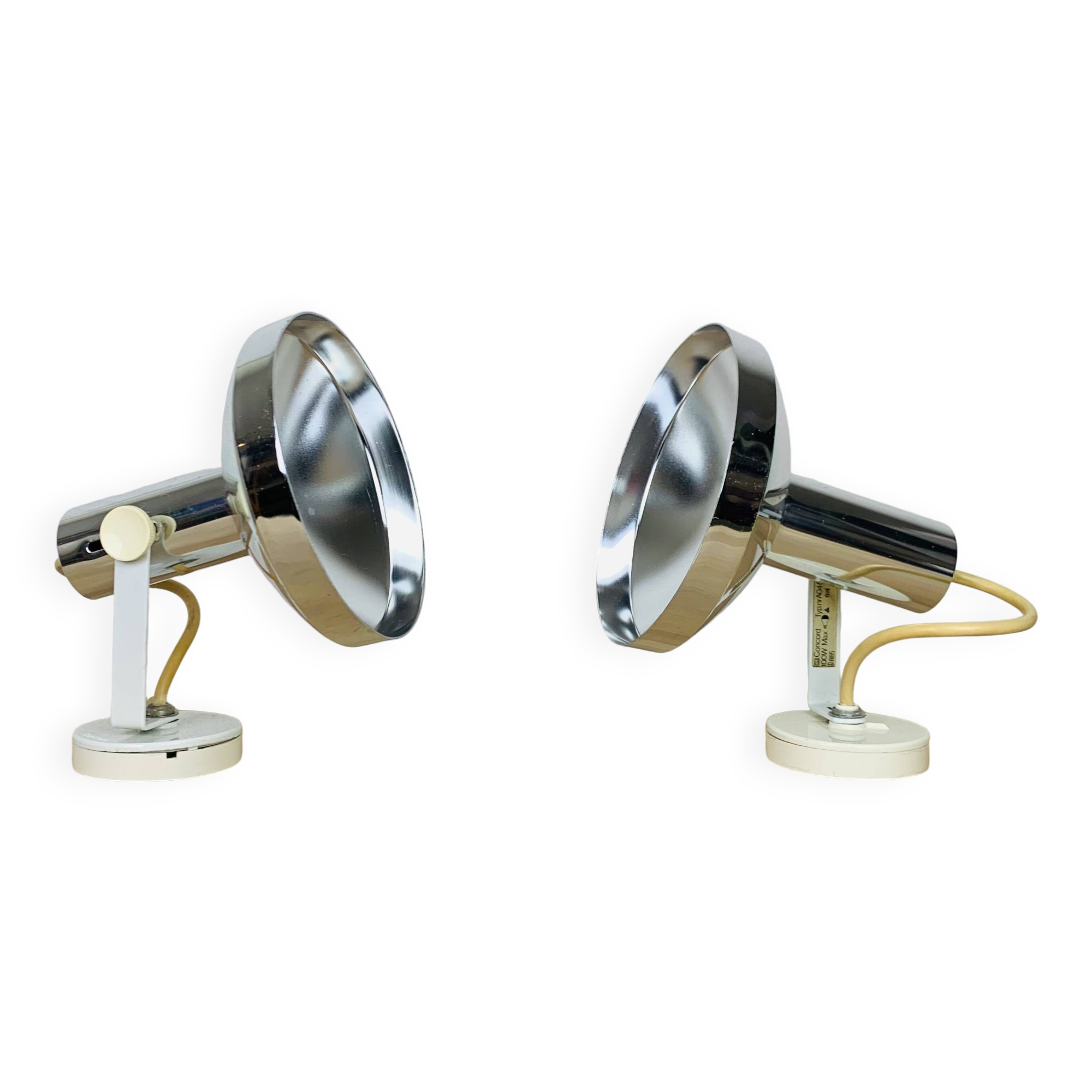 Pair of Concord chrome metal adjustable spotlights from the 70s