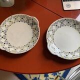Lot de deux plats en terre de fer années 30