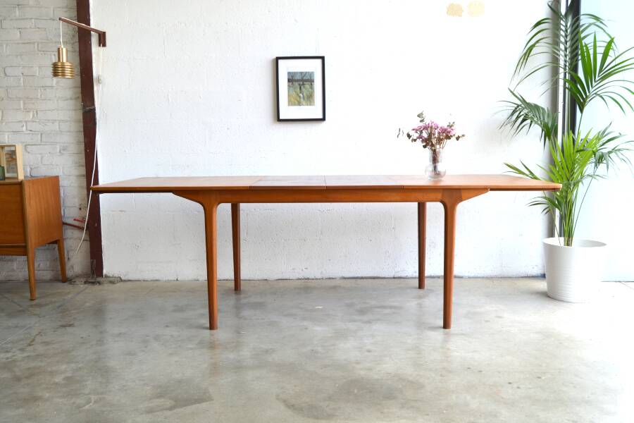 Table par McIntosh – double rallonges papillons
