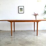 Table by McIntosh – double butterfly extensions