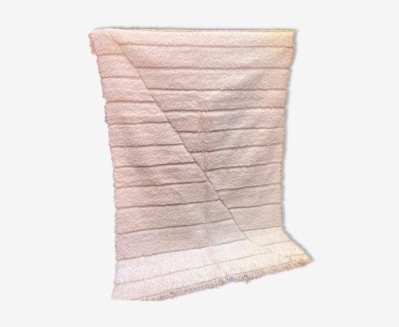 Tapis berbère beni ouarain blanc à trame blanche