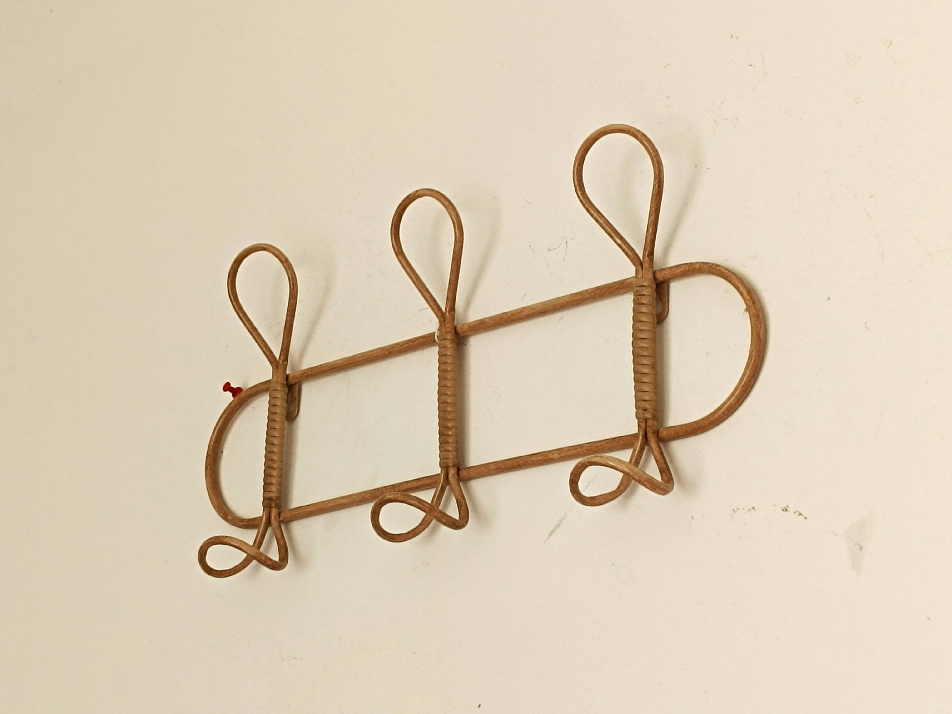 Wall-mounted coat rack imitation wicker