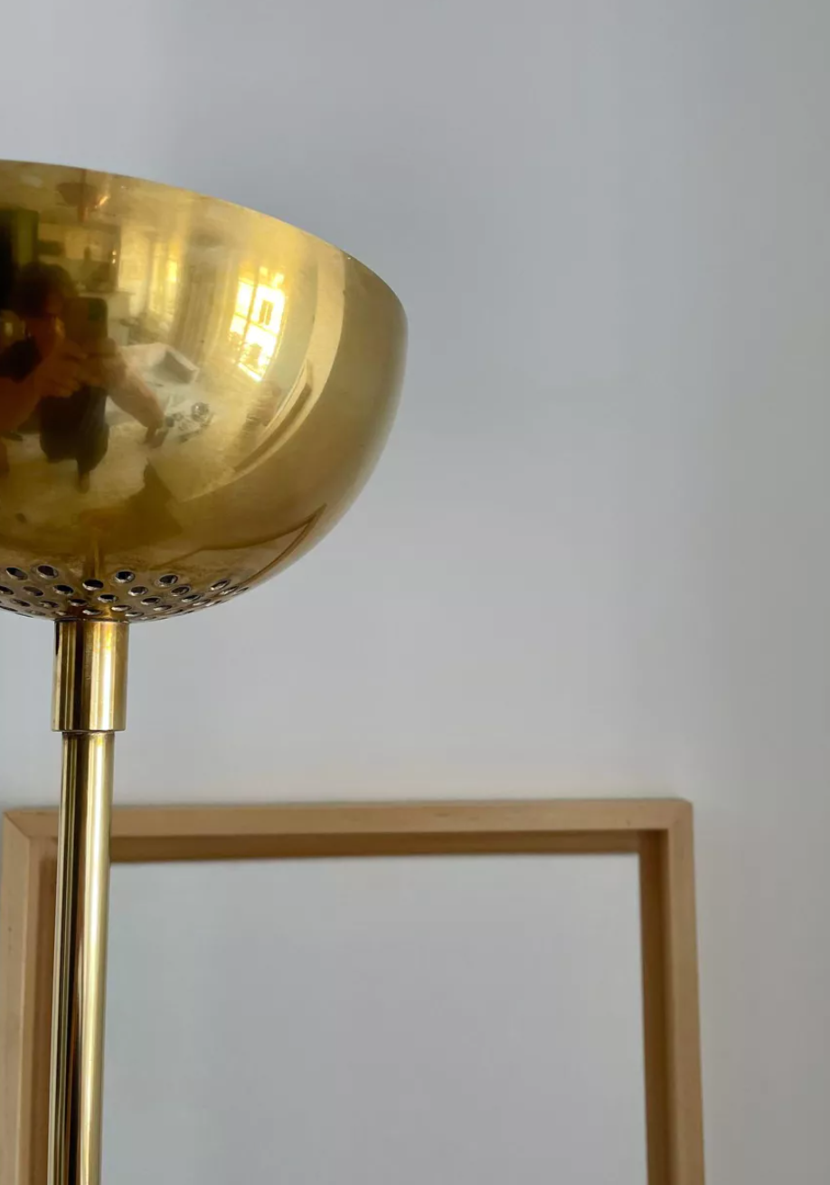 Vintage modernist floor lamp Saint Germain Lumière, brass, France 1980