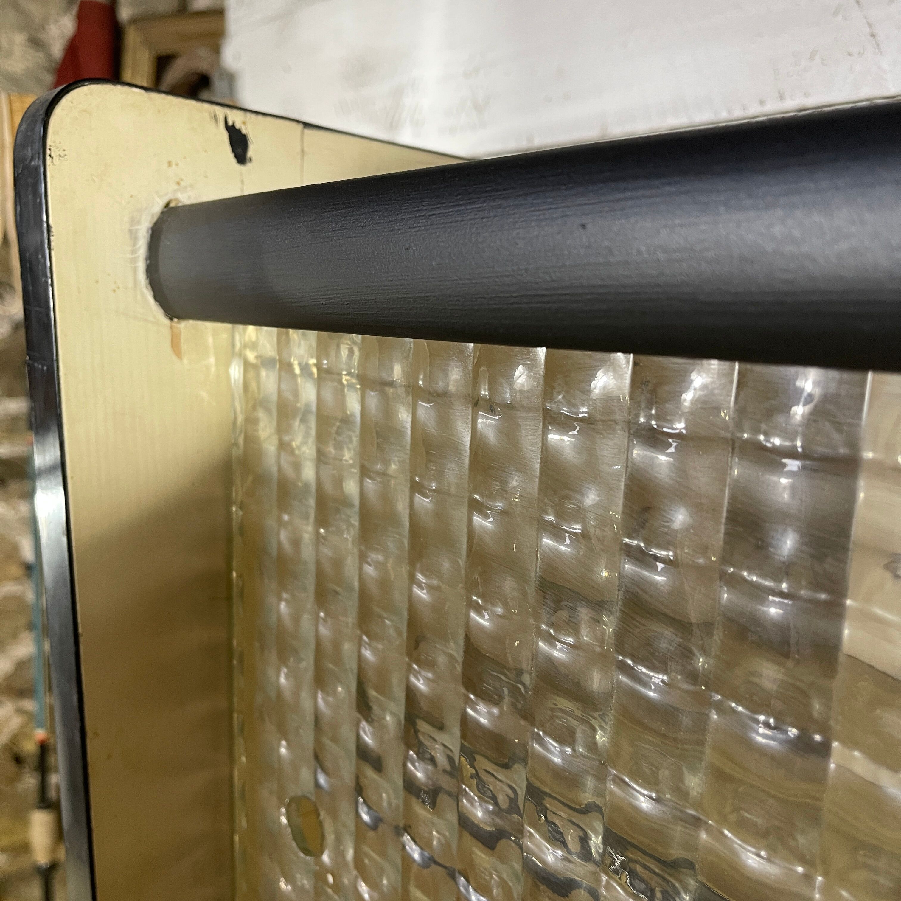 Yellow vintage kitchen furniture in Formica