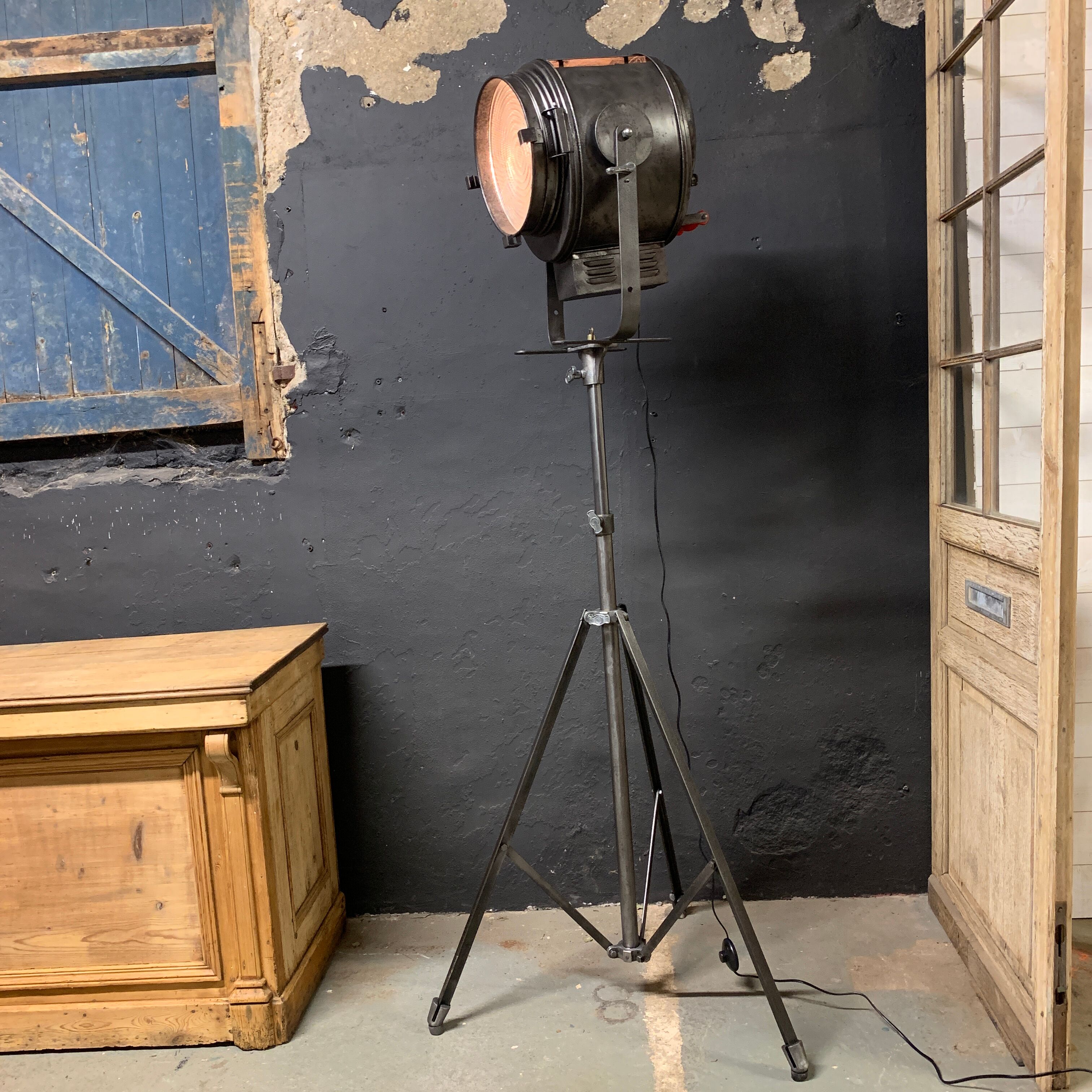 Cinema projector Cremer 2k 1930