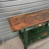 Woodworking establishment