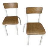 Chaises d’écolier