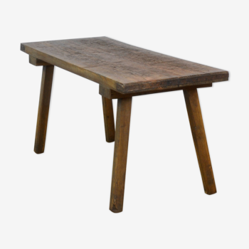 Table en chêne a été produite en Hongrie 1930