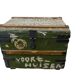 Coffre de voyage industriel vintage en bois vert