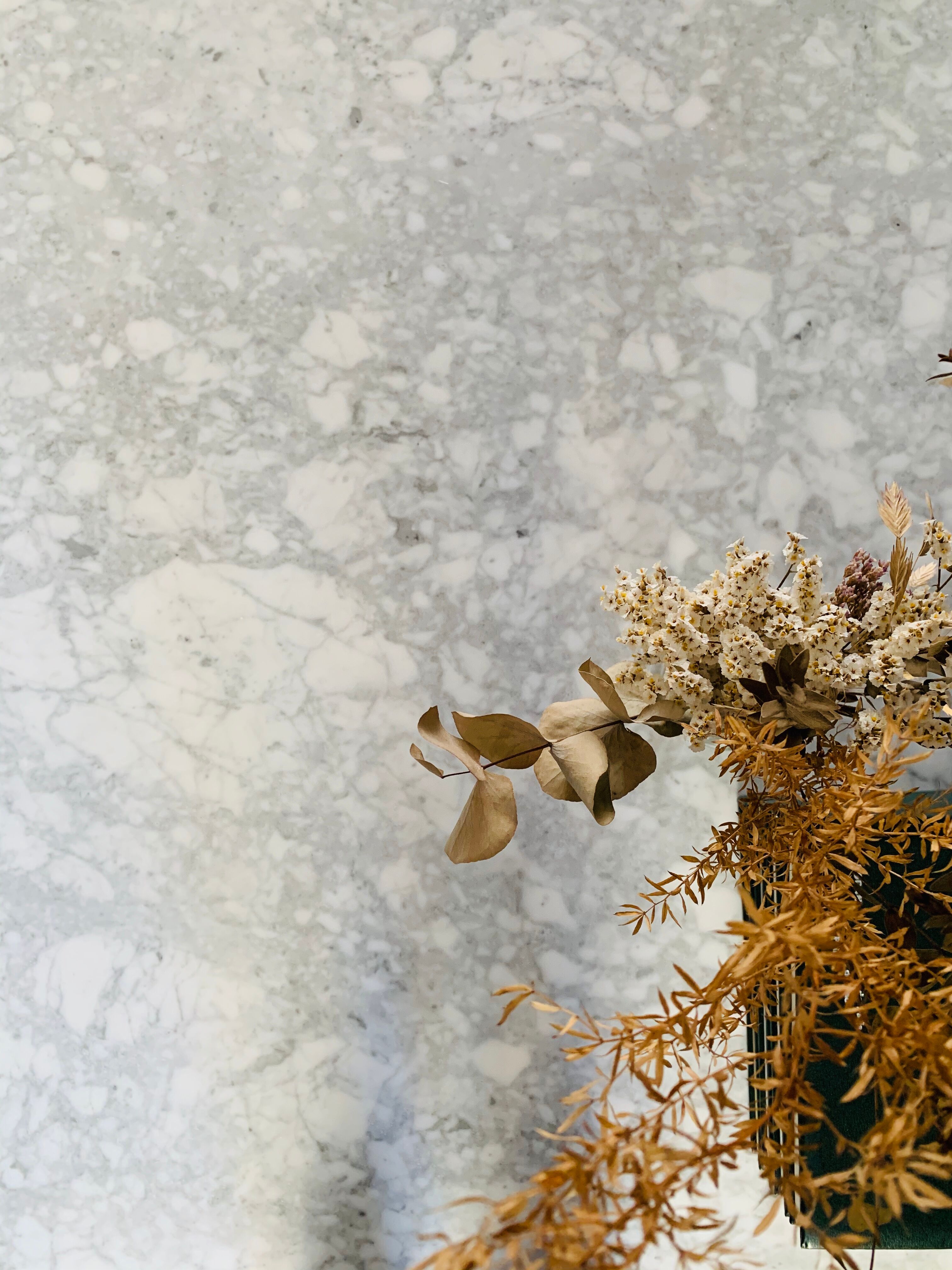 AM square coffee table. PM, Helda model in white marble