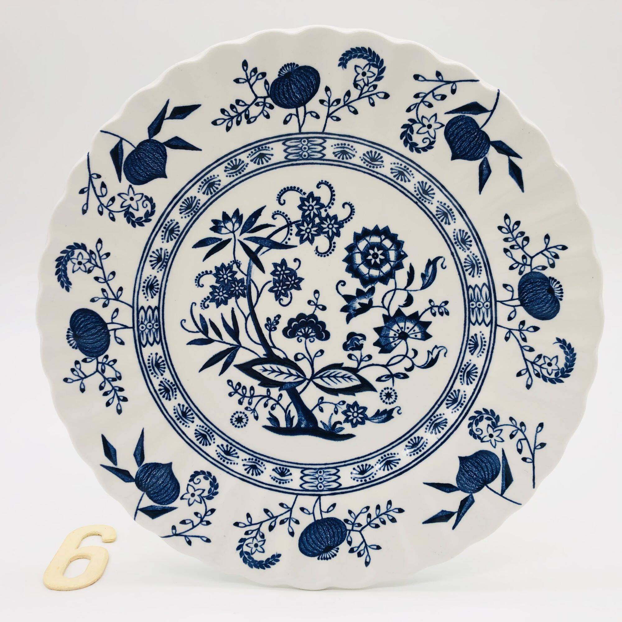 6 Dessert Plates, J & G Meakin Classic White Blue Nordic.