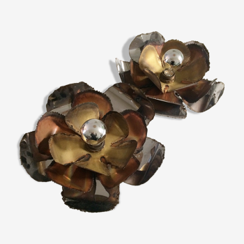 Pair of brutalist "flower" wall lamps CIRCA 1970