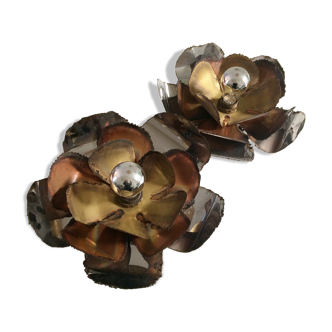 Pair of brutalist "flower" wall lamps CIRCA 1970