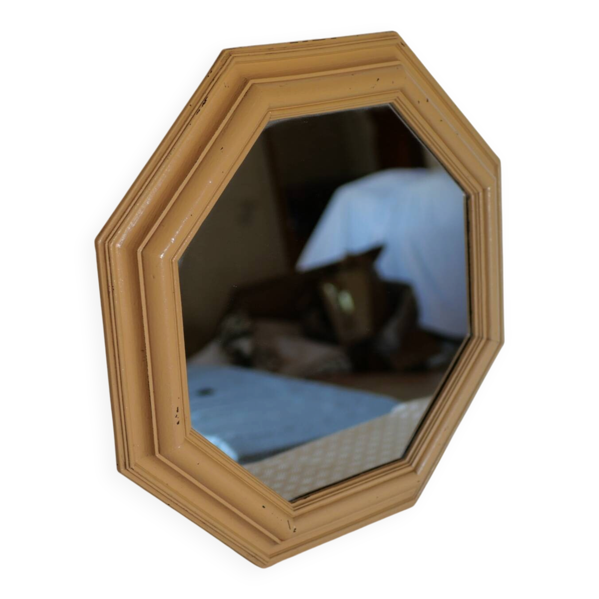 Octagonal mirror