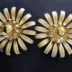 Appliques fleurs en métal doré
