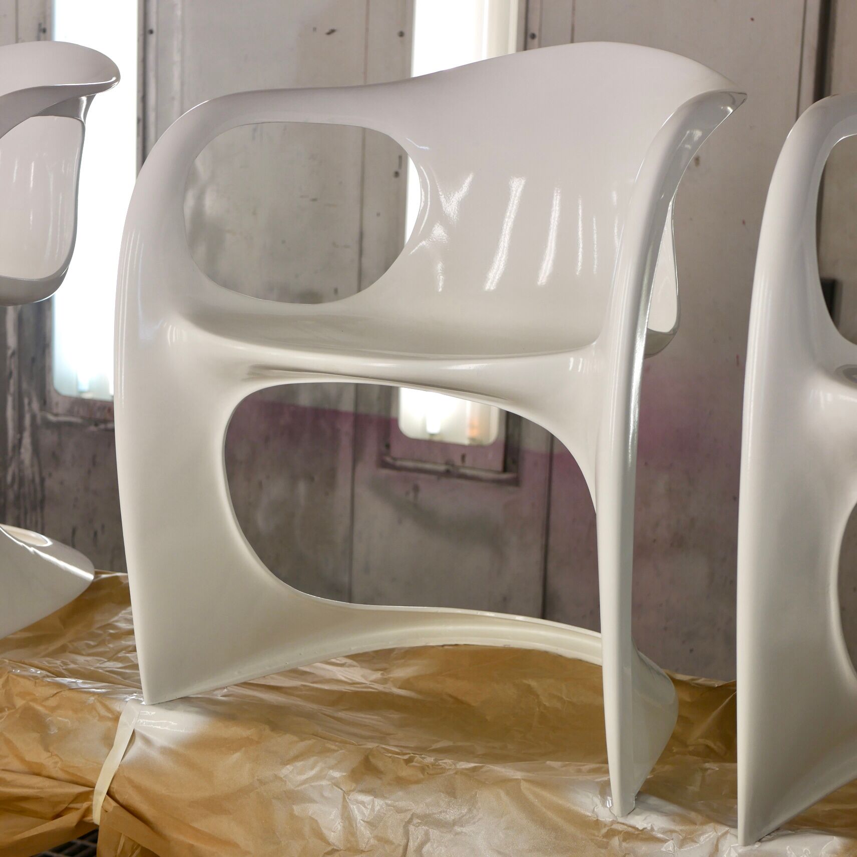 Pair of space age armchairs Casala