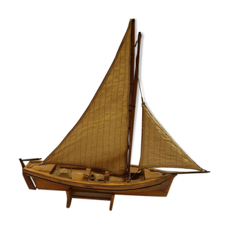 Maquette bateau à voiles