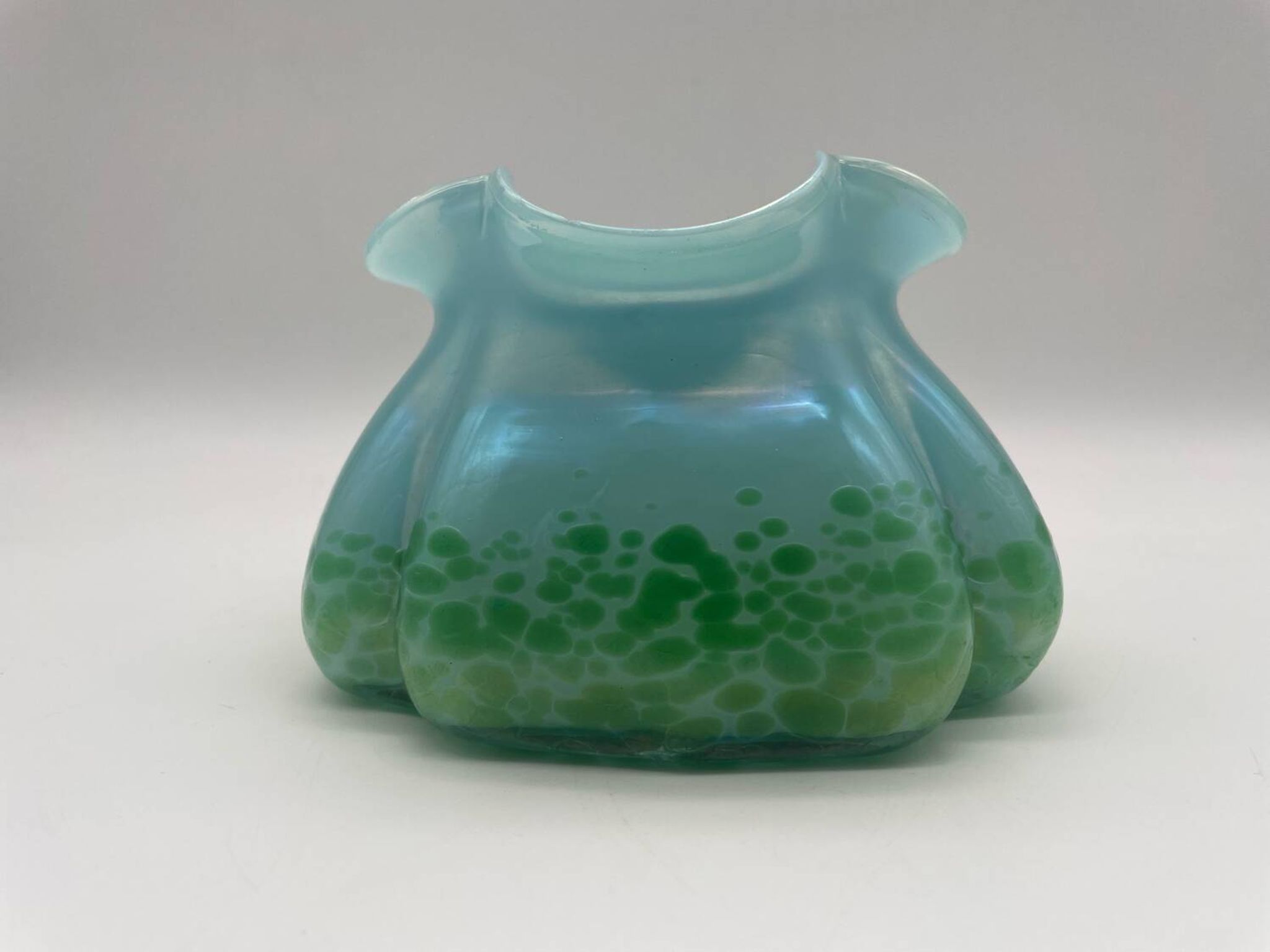 Butterfly vase in iridescent glass, Loetz, Kralik, Art Nouveau