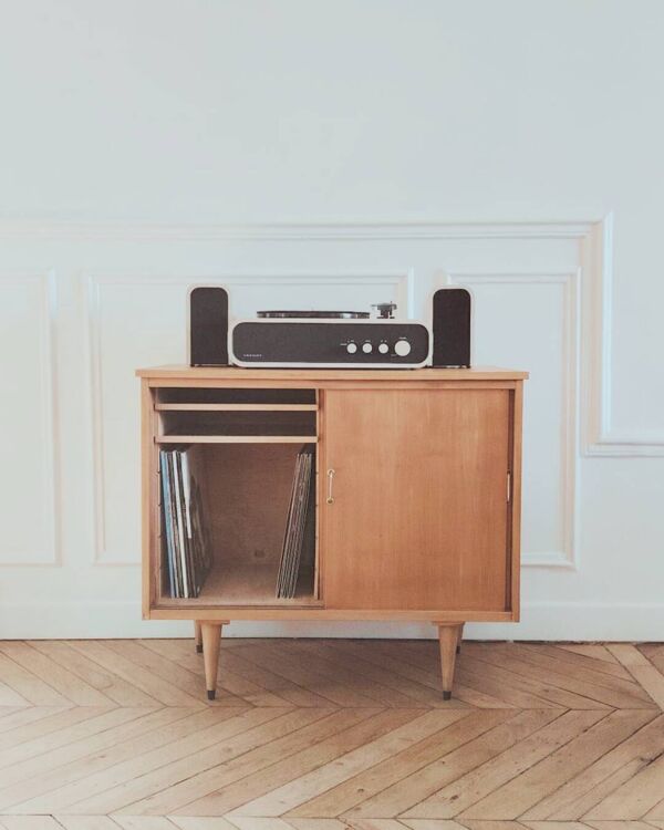 Meuble à vinyles/ Buffet bas moderniste vintage rénové, années 60-70