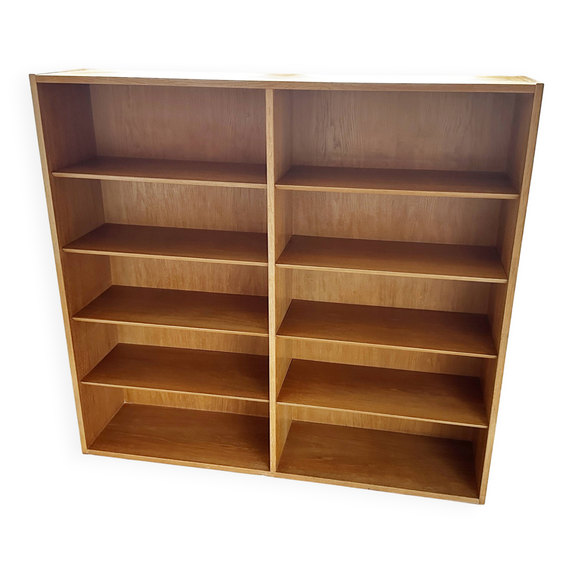 Bookcase by Poul Hundevad