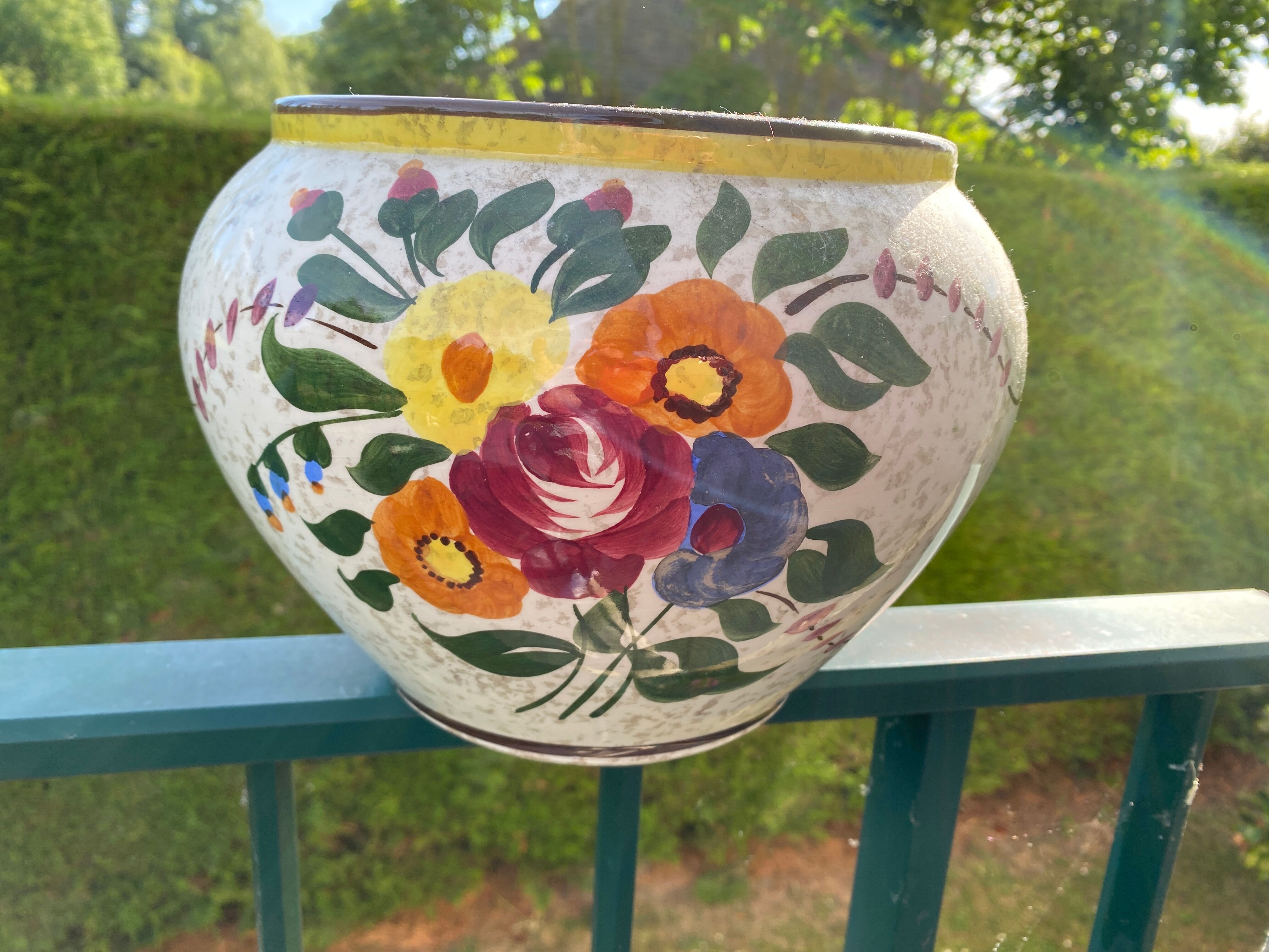 Vintage longchamp floral pot pot cover
