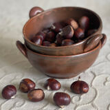 Duo of artisanal stoneware bowls