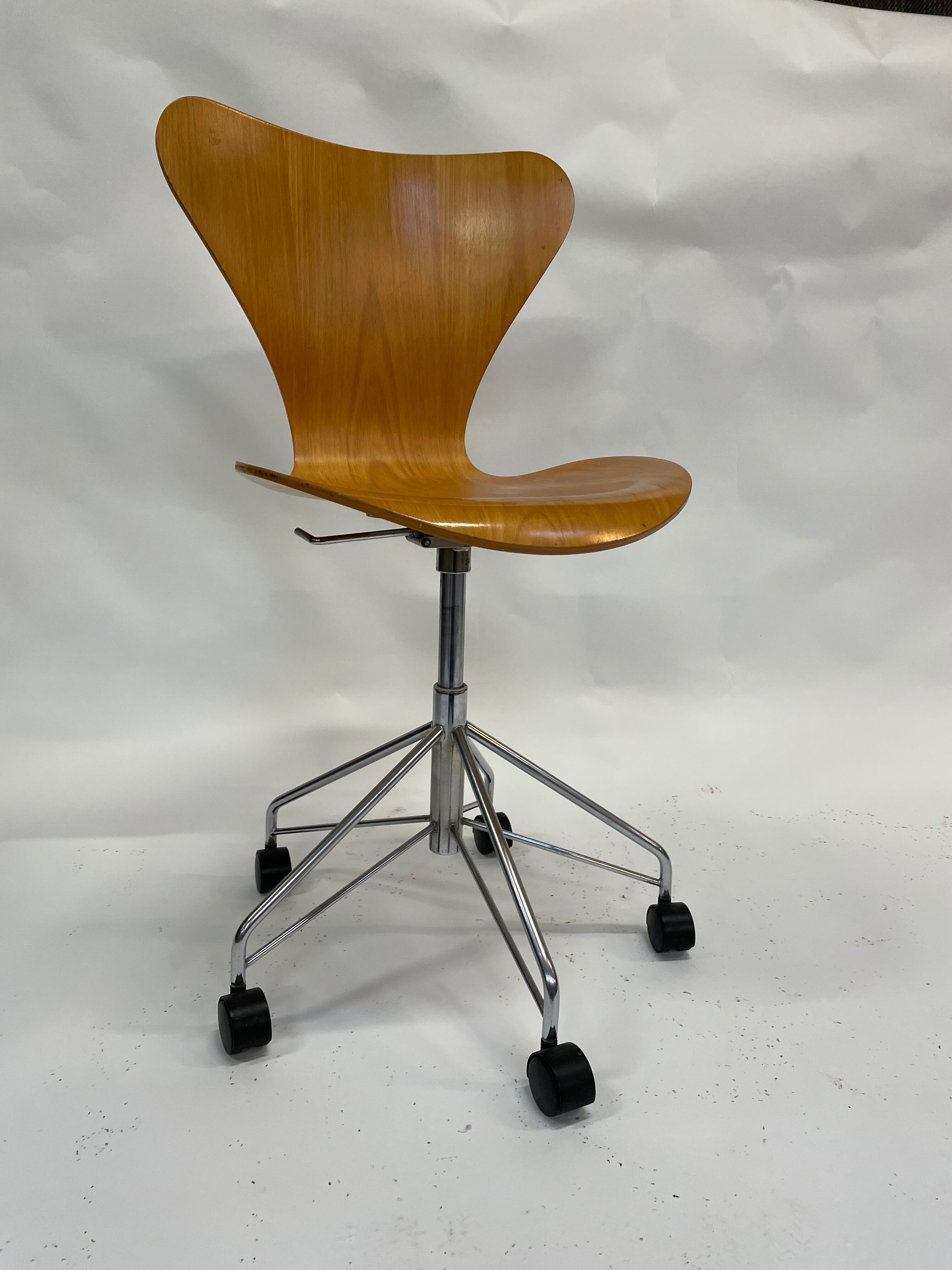 Chaise butterfly d'Arne Jacobsen pour Fritz Hansen