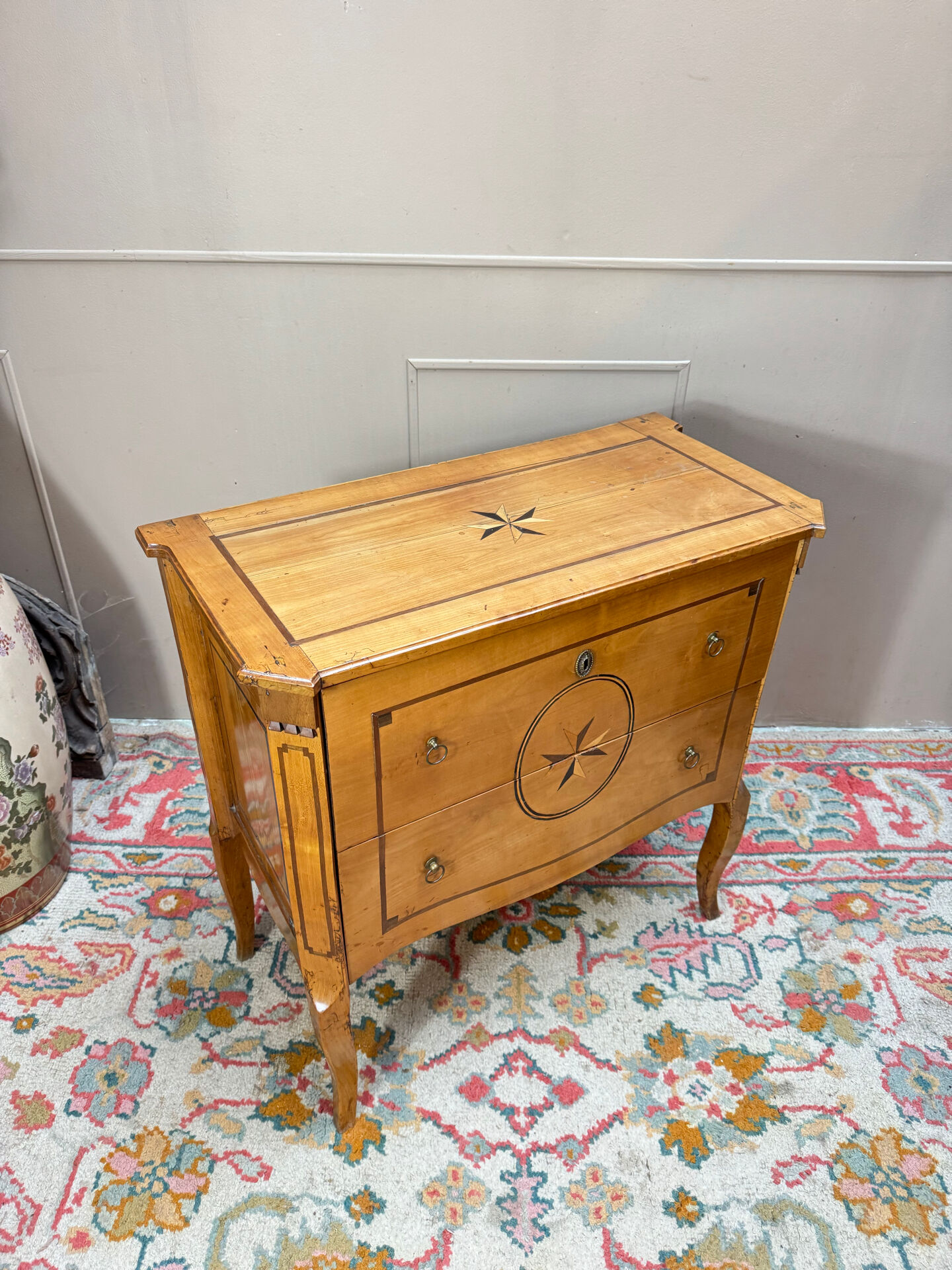 Cherry wood sauteuse commode from the transitional period, 18th century