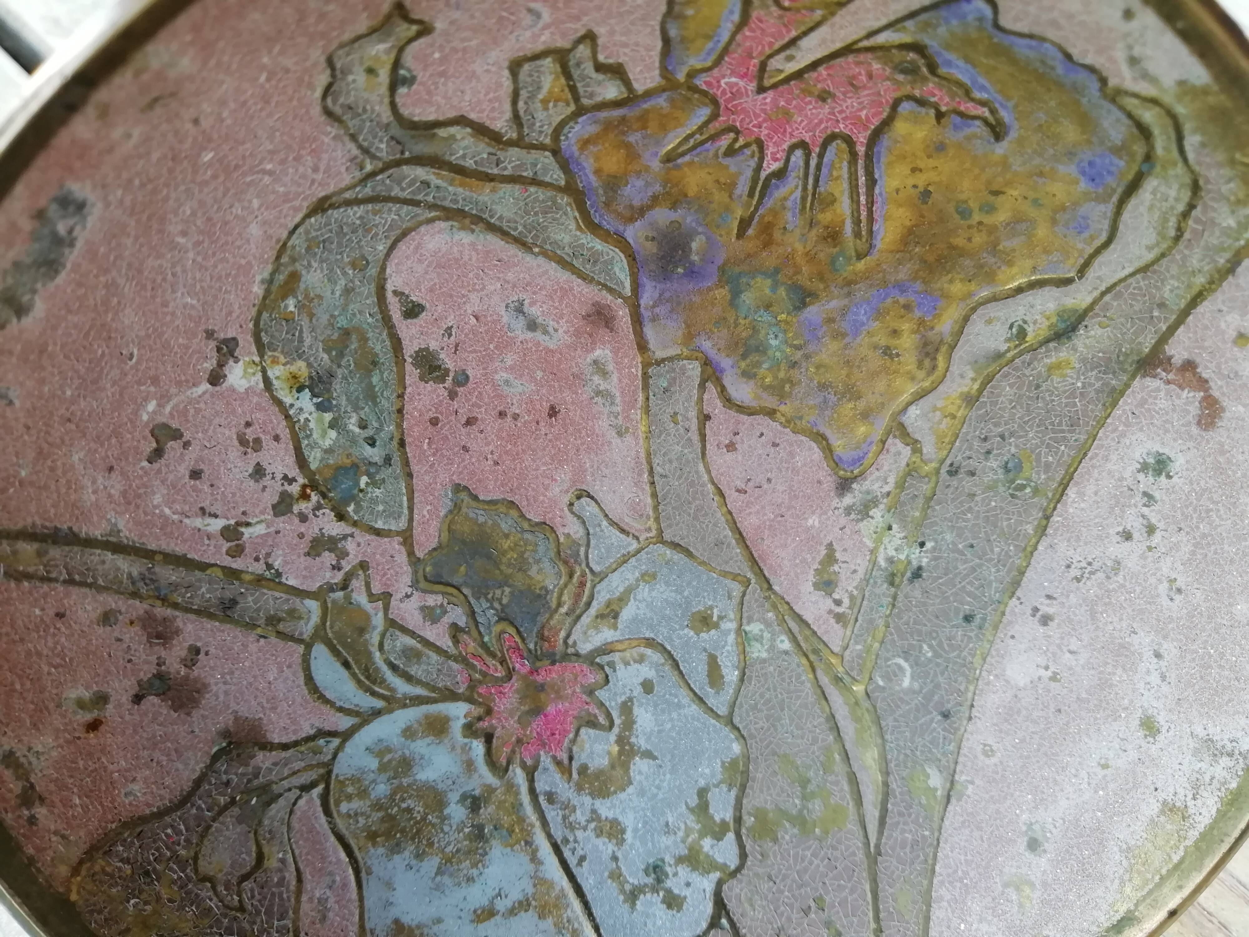 Partitioned brass cup