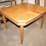 Solid pine stretch table