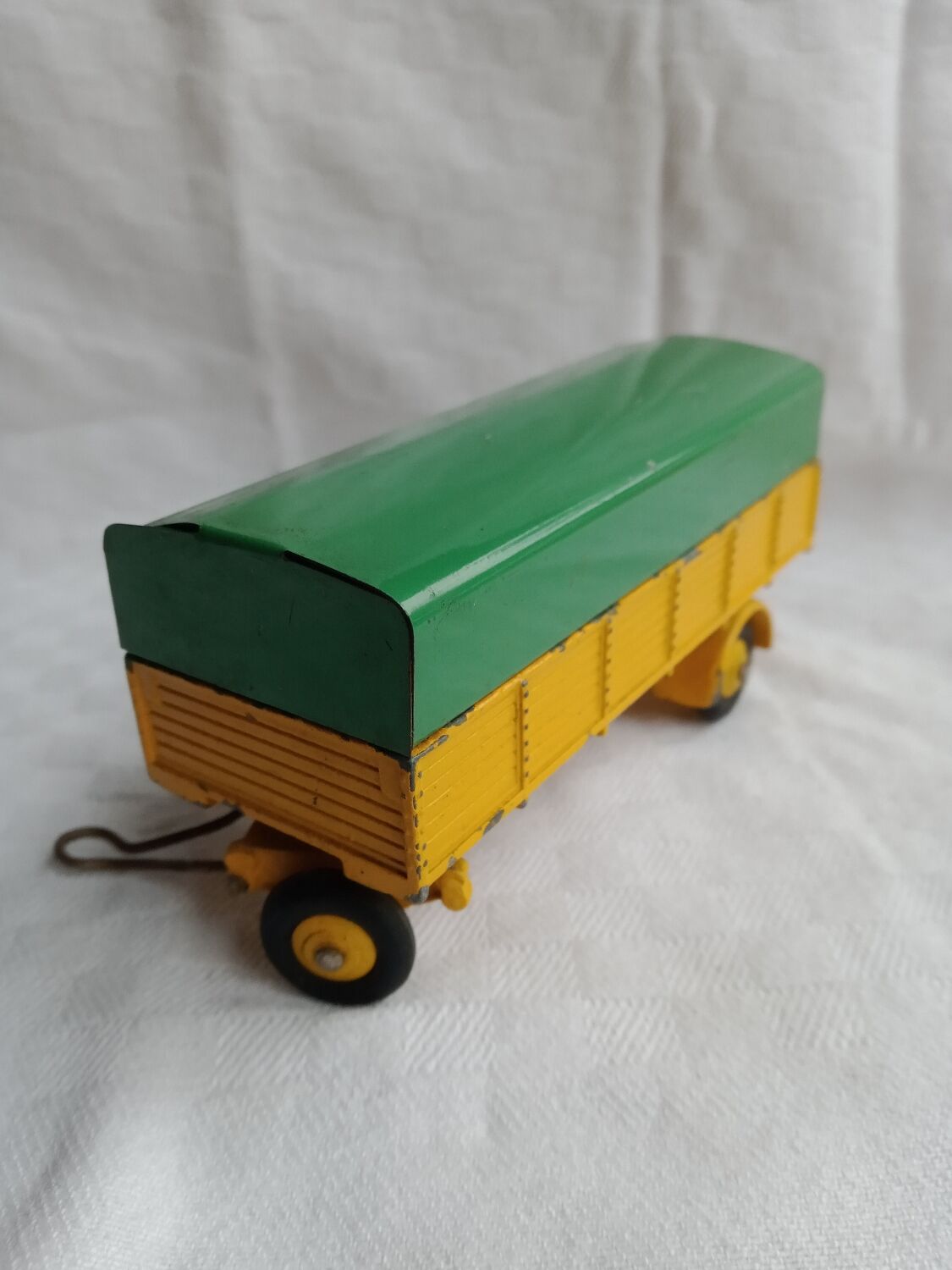 Tarpaulin trailer Dinky toys France