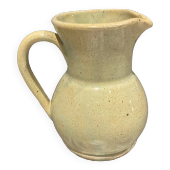 Small pitcher