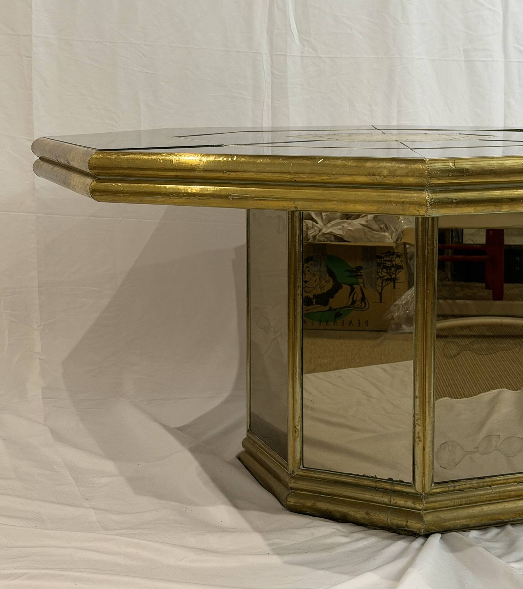 OCTAGONAL TABLE 1970