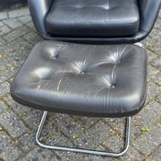 Fauteuil pivotant vintage Bramia avec repose-pieds
