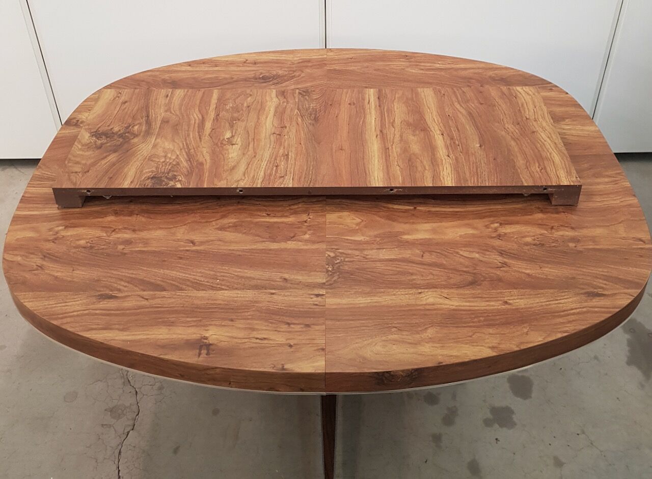 Shelby Williams dining table and 6 chairs